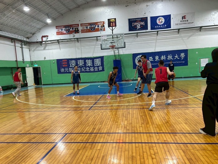 三對三籃球賽圖片