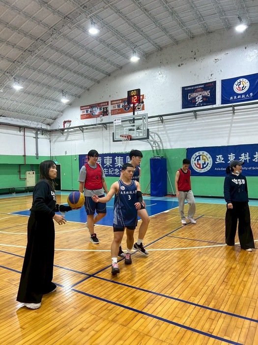 三對三籃球賽圖片