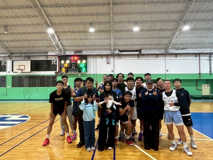 三對三籃球賽圖片