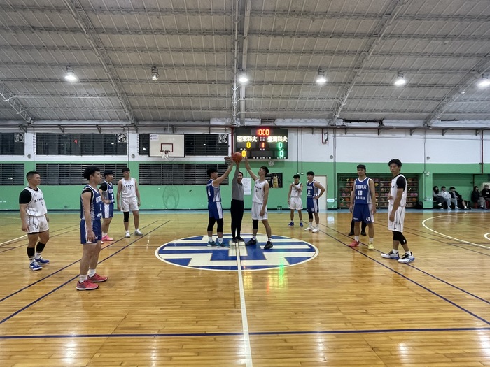 大專籃球賽圖片